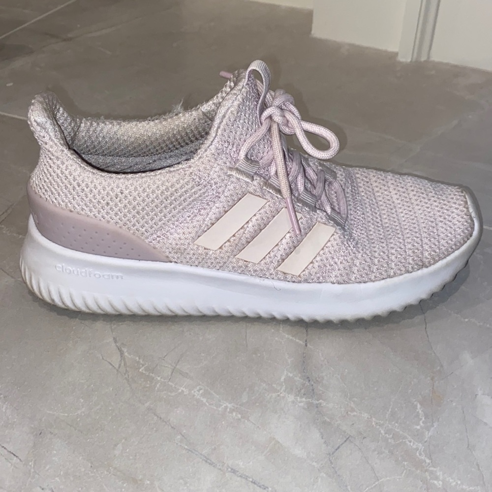pink cloudfoam adidas tennis shoes